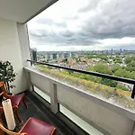 Comfortable Family Apartment Near Central London